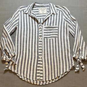 Abercrombie linen striped button down XS